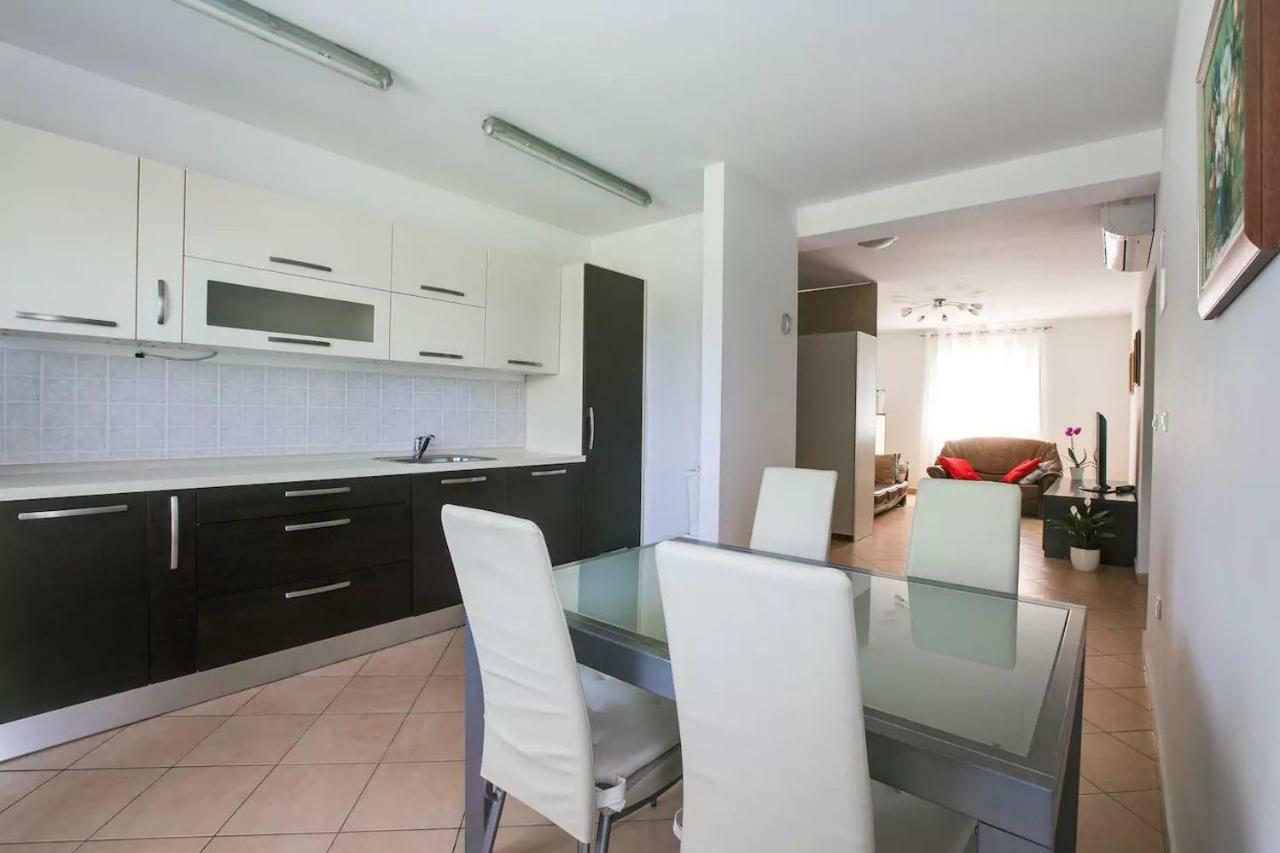 Apartment Vitalia 2+2 Пореч Экстерьер фото