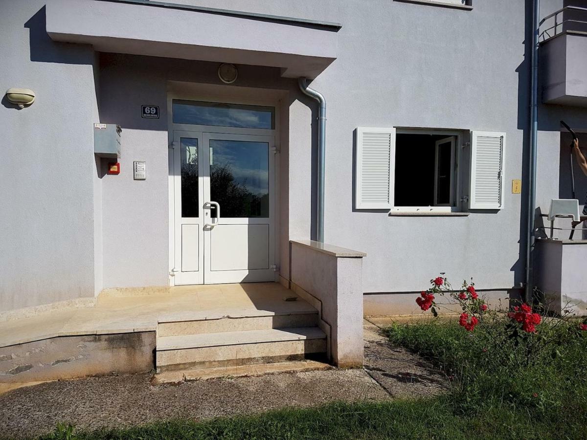 Apartment Vitalia 2+2 Пореч Экстерьер фото